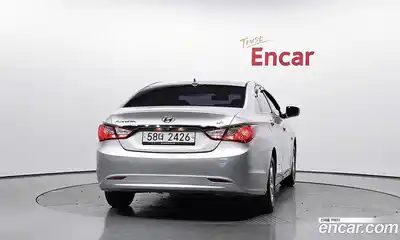 Hyundai Sonata 2013 2.0 автомат (гидро), миниатюра 3