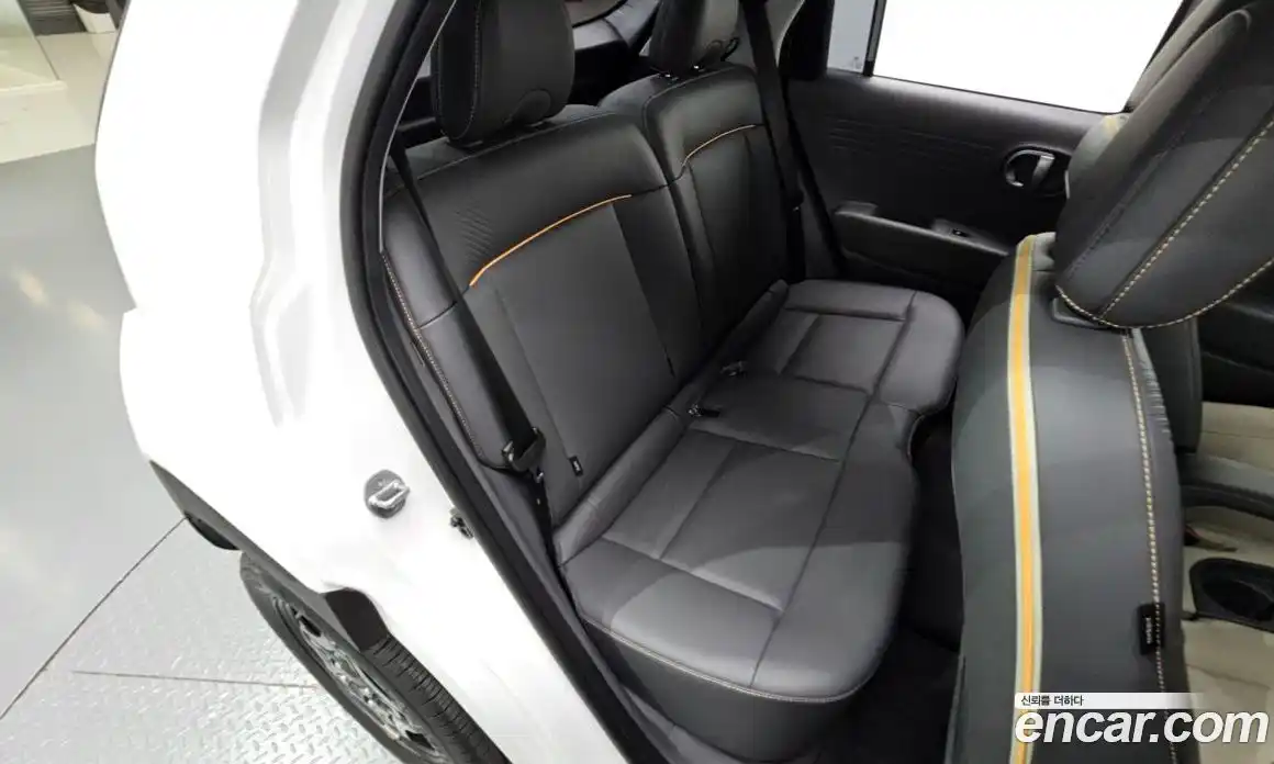 Hyundai Casper 2023 1.0 автомат (гидро), фото 17