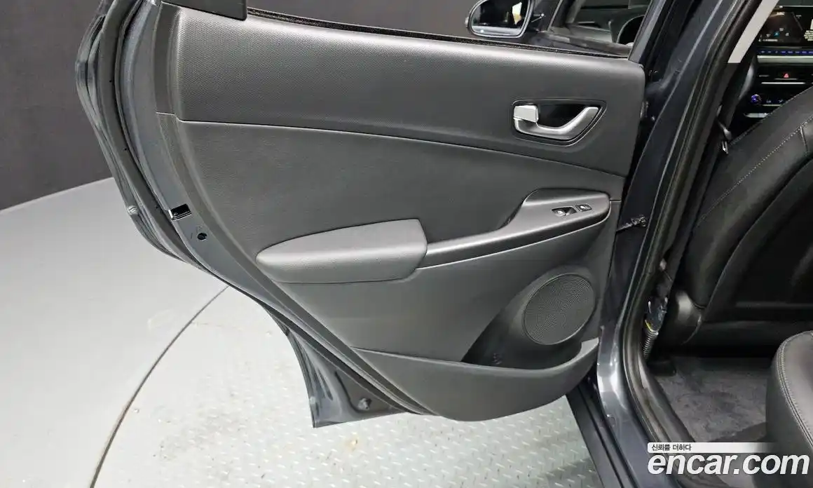 Hyundai Kona 2021 2.0 автомат (гидро), фото 15