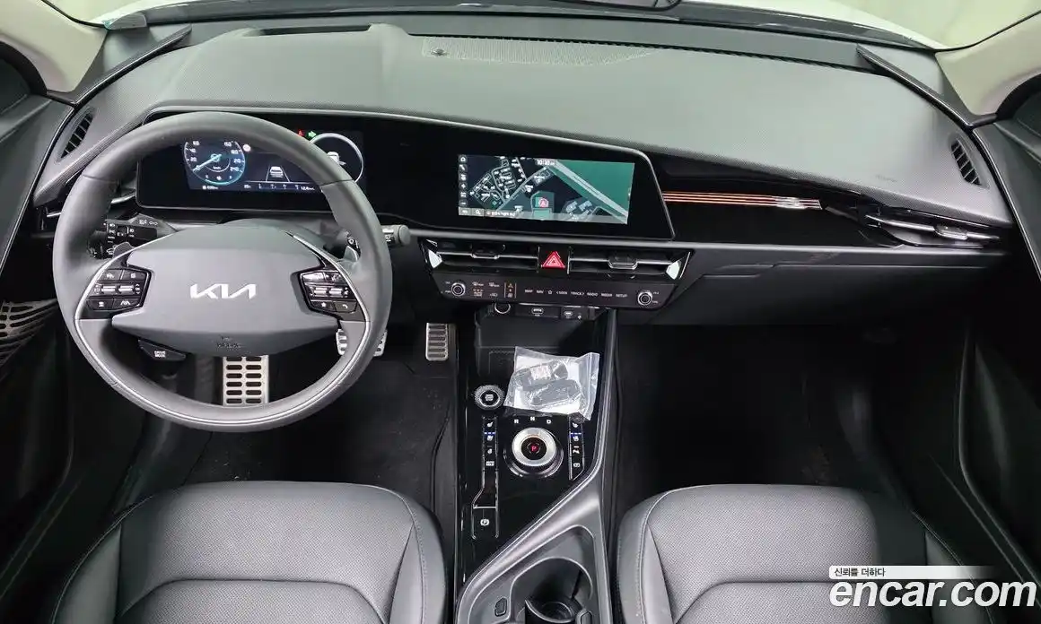 Kia Niro 2025 1.6 автомат (гидро), фото 10