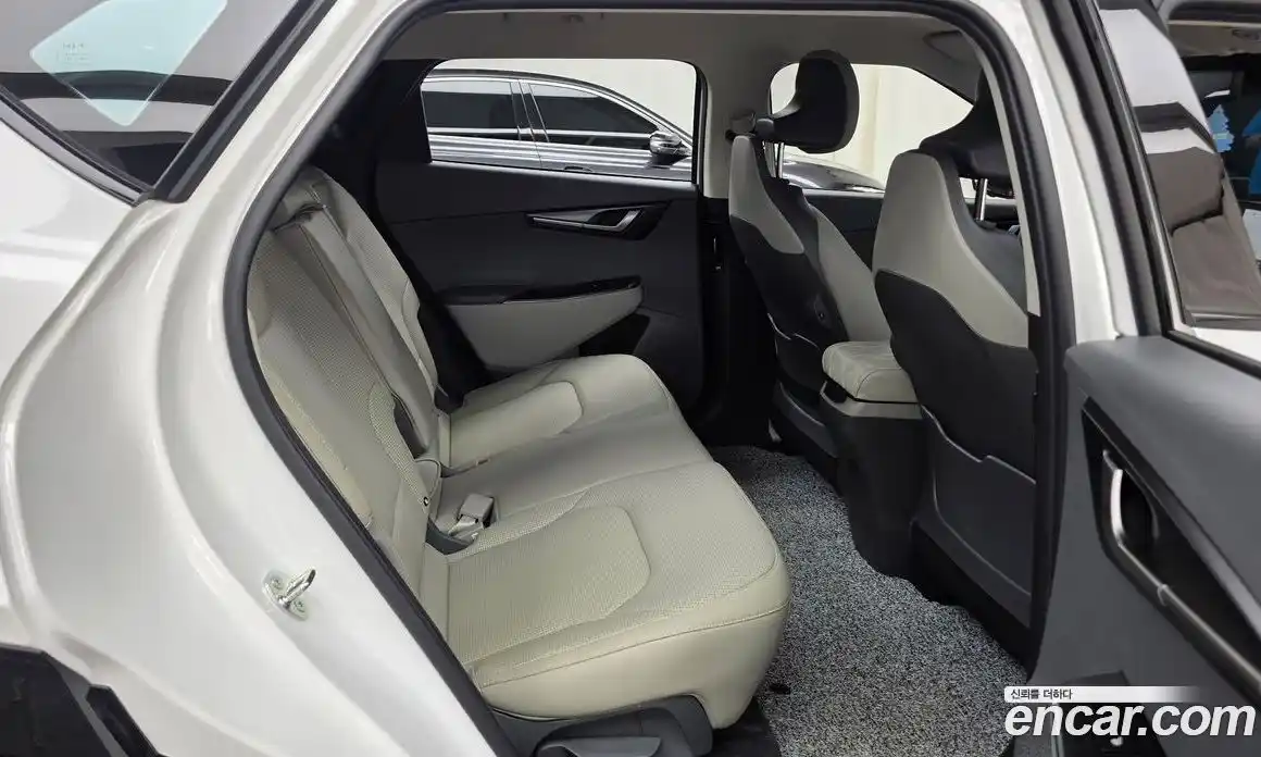 Kia EV6 2025 0.1 автомат (гидро), фото 12