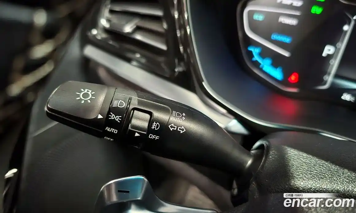 Kia Niro 2020 1.6 автомат (гидро), фото 27