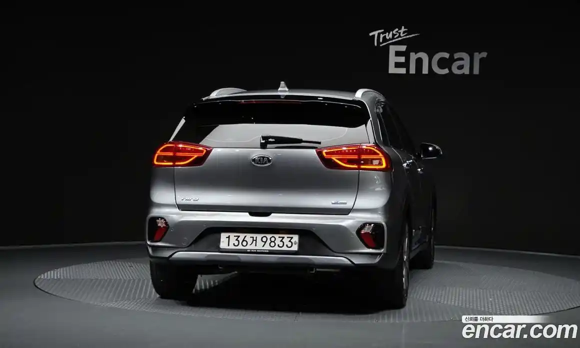 Kia Niro 2020 1.6 автомат (гидро), фото 4