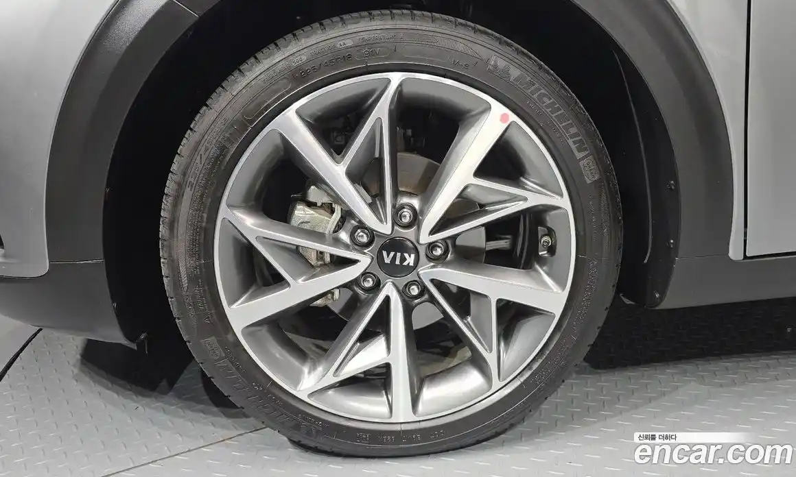 Kia Niro 2020 1.6 автомат (гидро), фото 5