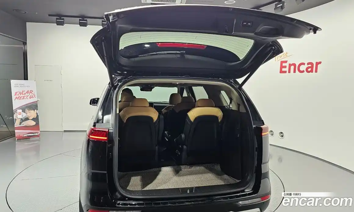 Kia Carnival 2023 3.5 автомат (гидро), фото 32
