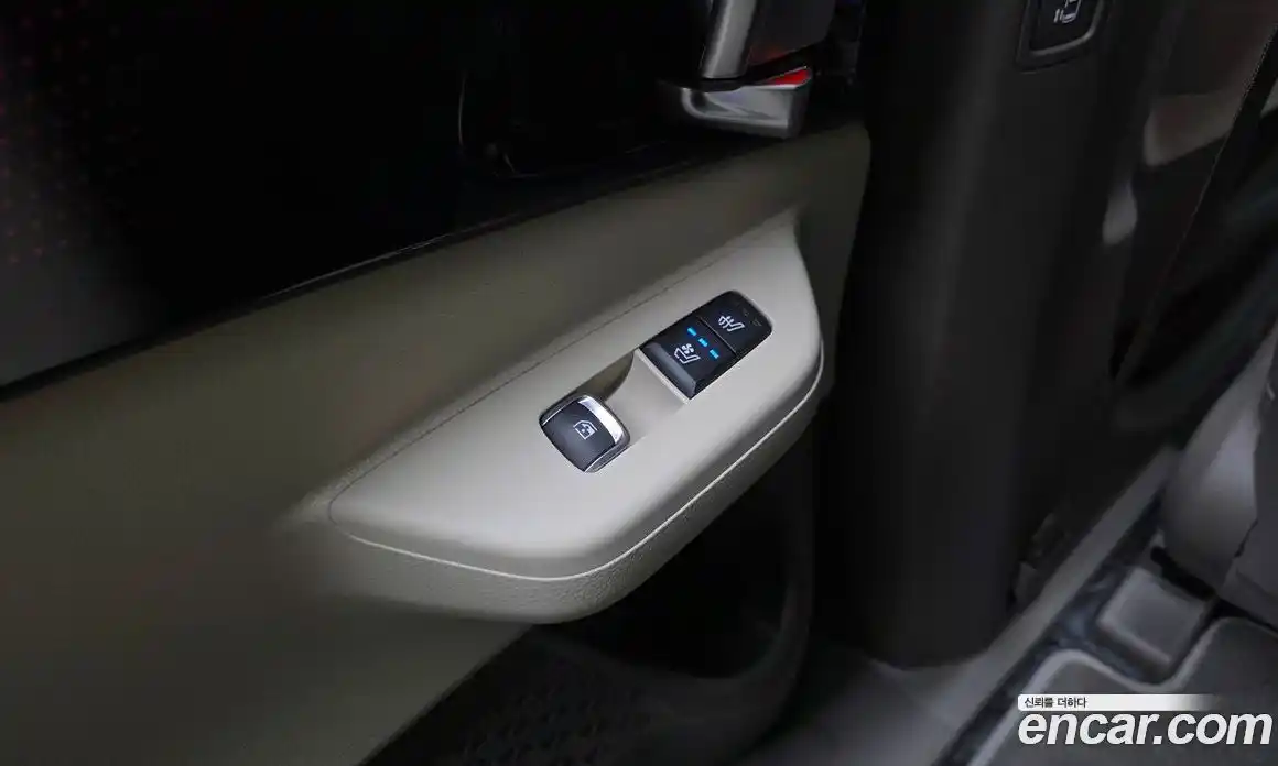 Kia Carnival 2024 3.5 автомат (гидро), фото 19