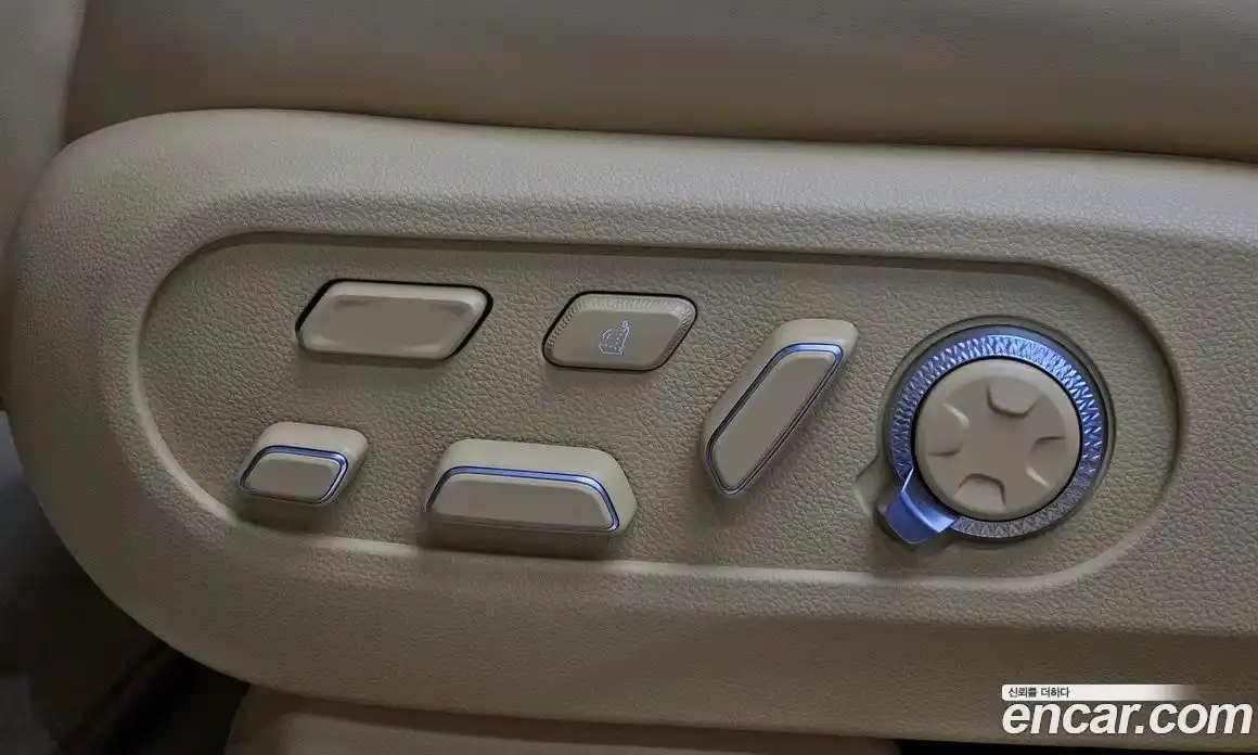 Genesis GV60 2025 0.1 автомат (гидро), фото 33
