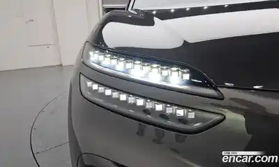 Genesis GV60 2025 0.1 автомат (гидро), миниатюра 8