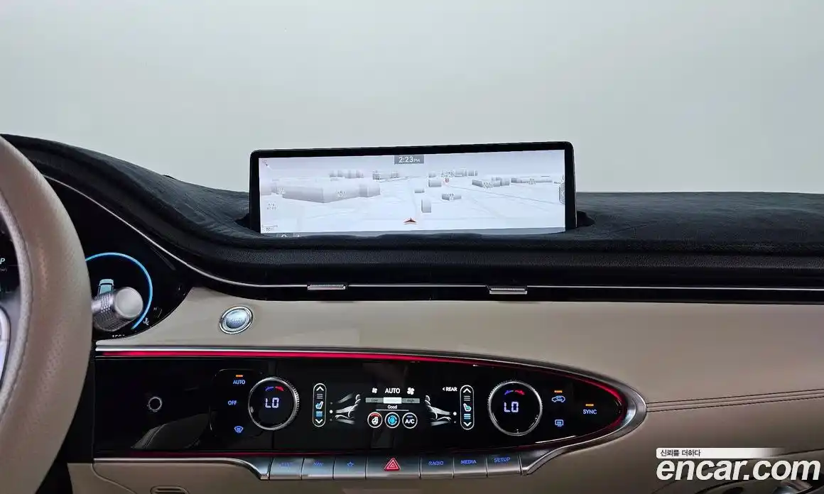 Genesis GV70 2023 2.5 автомат (гидро), фото 17