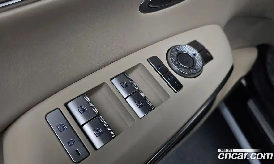 Genesis GV70 2023 2.5 автомат (гидро), фото 28