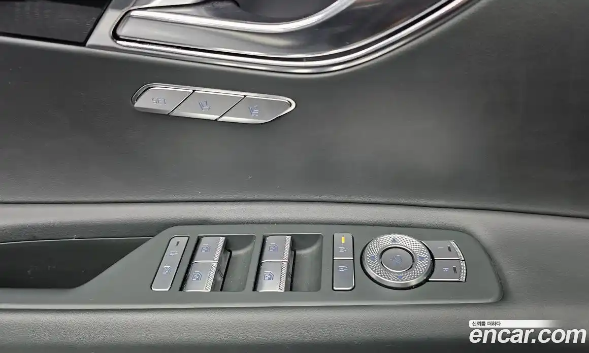Genesis GV80 2024 2.5 автомат (гидро), фото 26