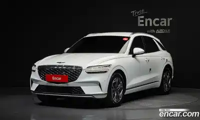 Genesis GV70, 2022, 40 018 км