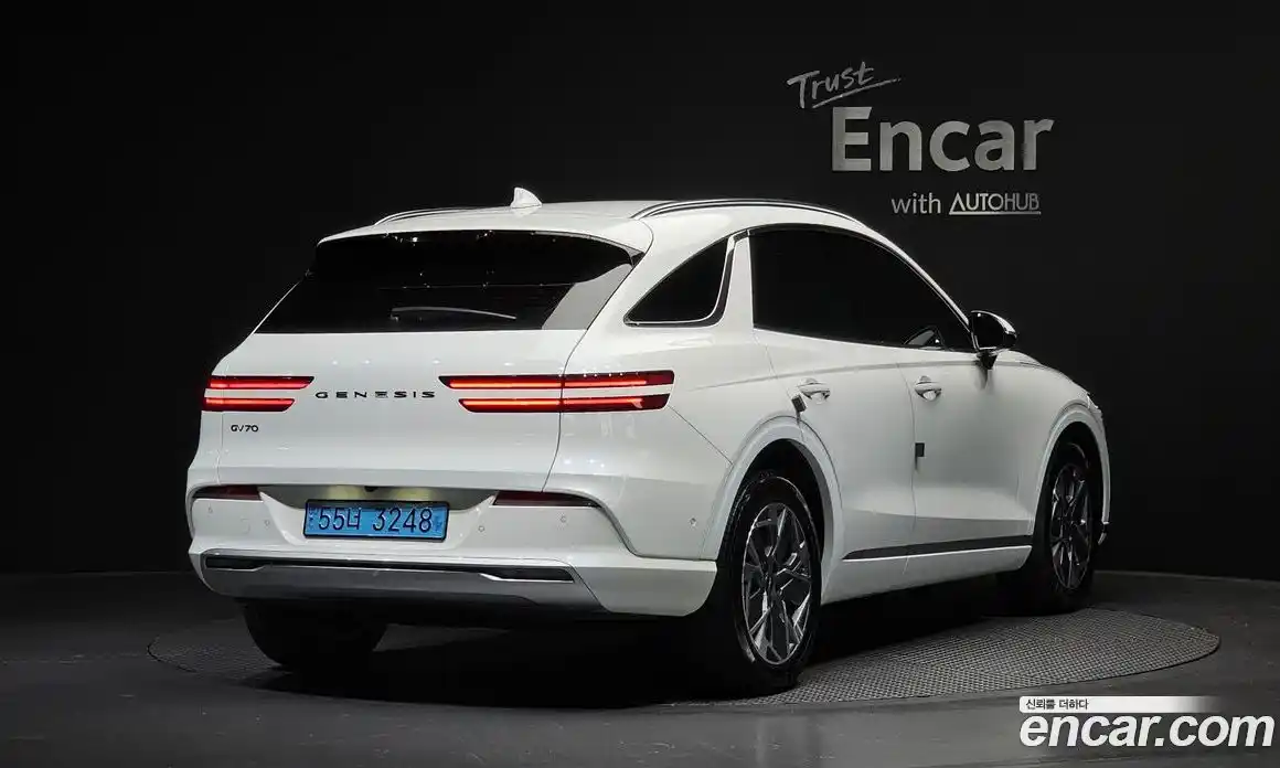 Genesis GV70 2022 0.1 автомат (гидро), фото 2