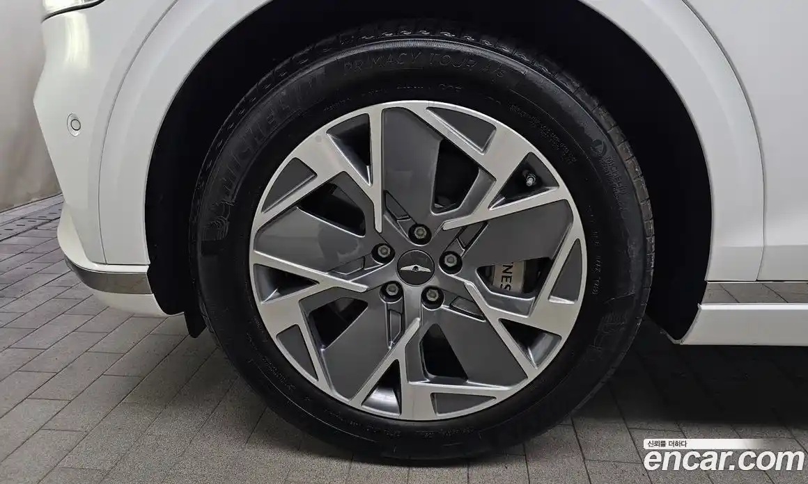 Genesis GV70 2022 0.1 автомат (гидро), фото 5
