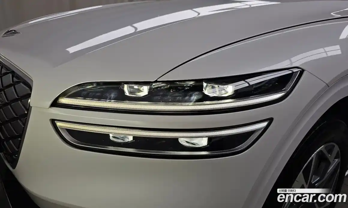 Genesis GV70 2022 0.1 автомат (гидро), фото 8