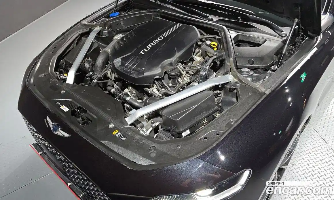 Genesis G70 2021 3.3 автомат (гидро), фото 6