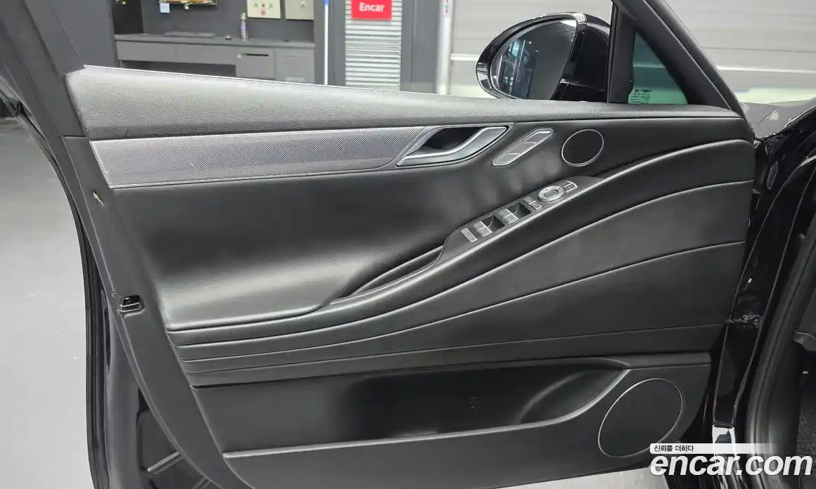 Genesis G80 2023 2.5 автомат (гидро), фото 14