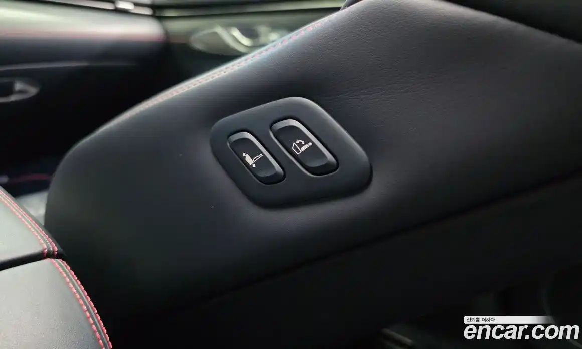 Genesis GV70 2022 2.5 автомат (гидро), фото 28