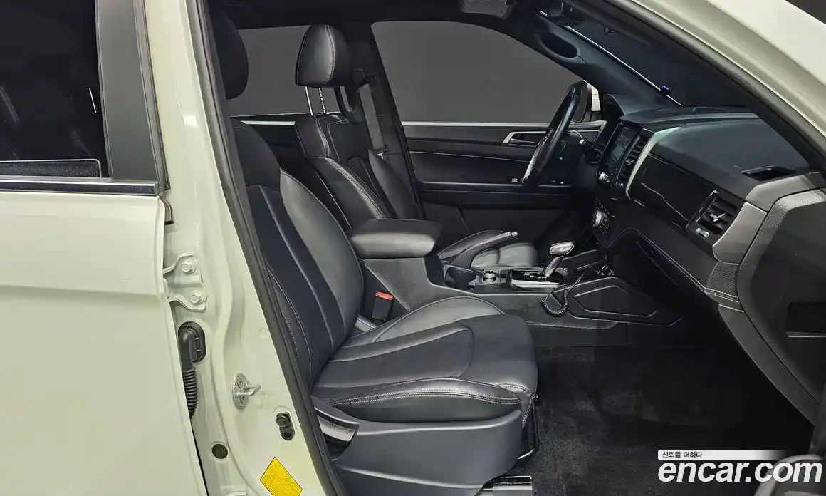 SsangYong Rexton 2022 2.2 автомат (гидро), фото 16