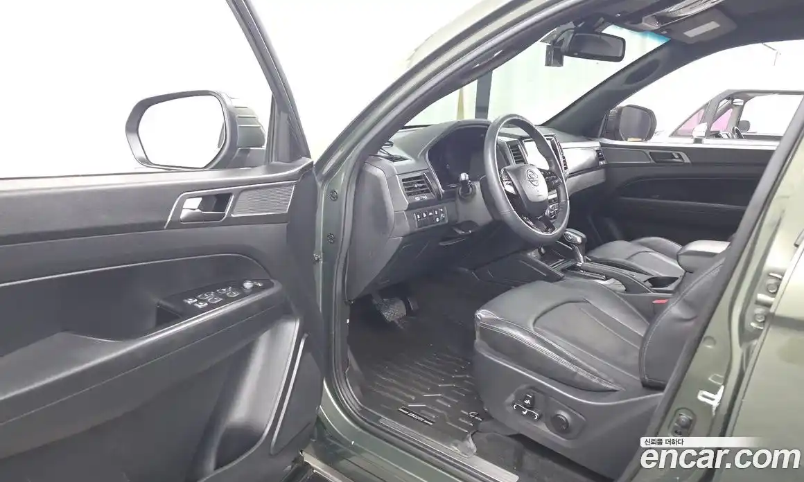 SsangYong Rexton 2022 2.2 автомат (гидро), фото 13