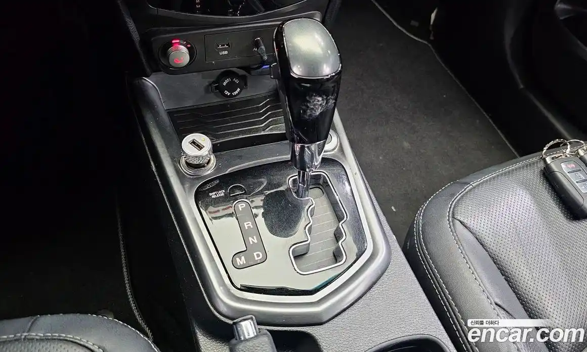 SsangYong TIBOLI 2018 1.6 автомат (гидро), фото 12