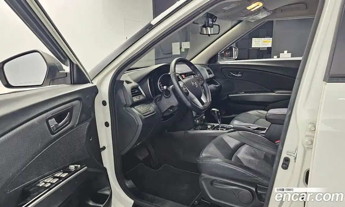 SsangYong TIBOLI 2018 1.6 автомат (гидро), фото 13