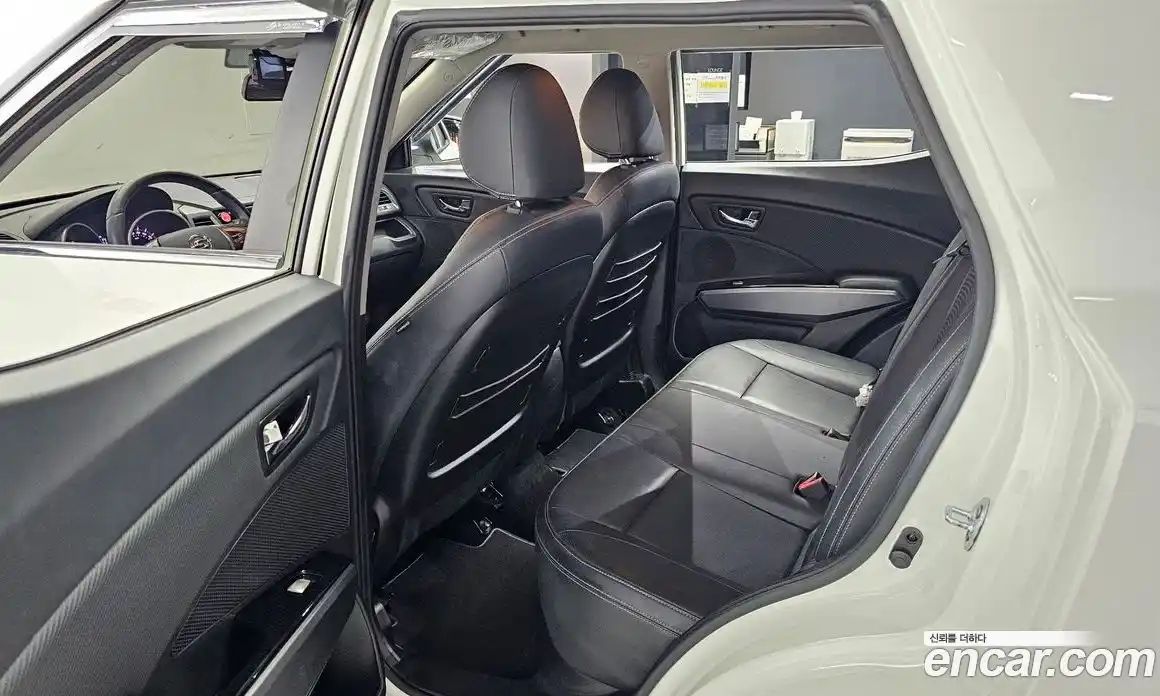 SsangYong TIBOLI 2018 1.6 автомат (гидро), фото 16