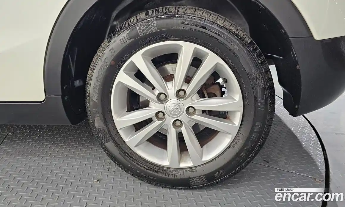 SsangYong TIBOLI 2018 1.6 автомат (гидро), фото 7