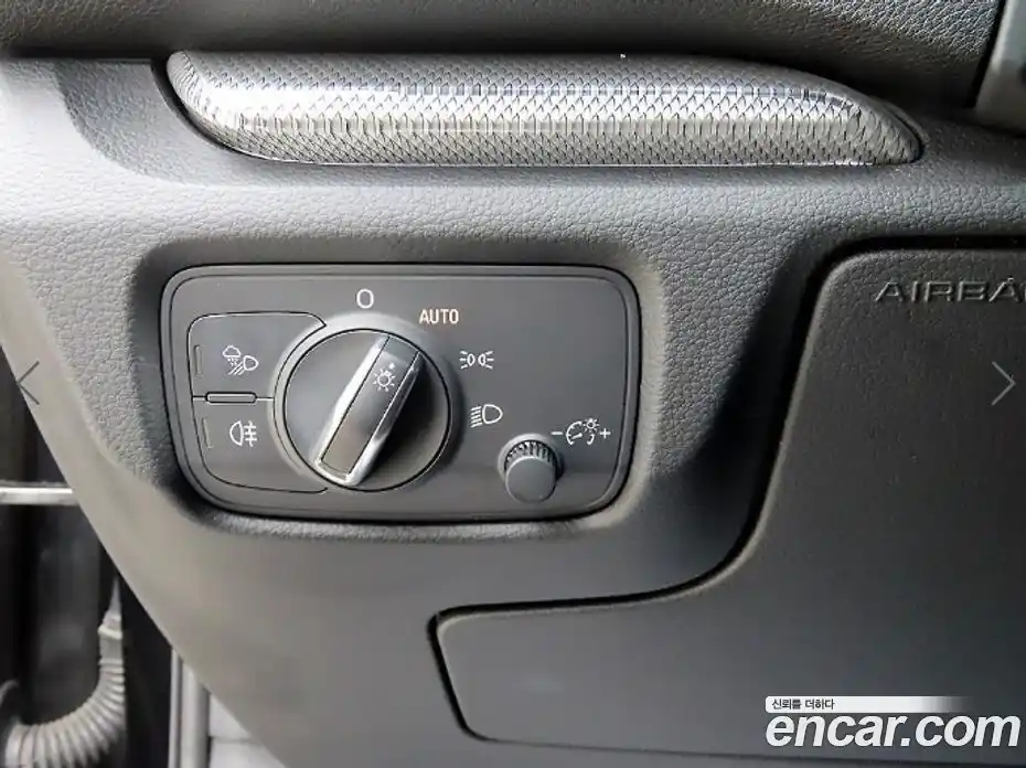 Audi A3 2018 2.0 автомат (гидро), фото 12