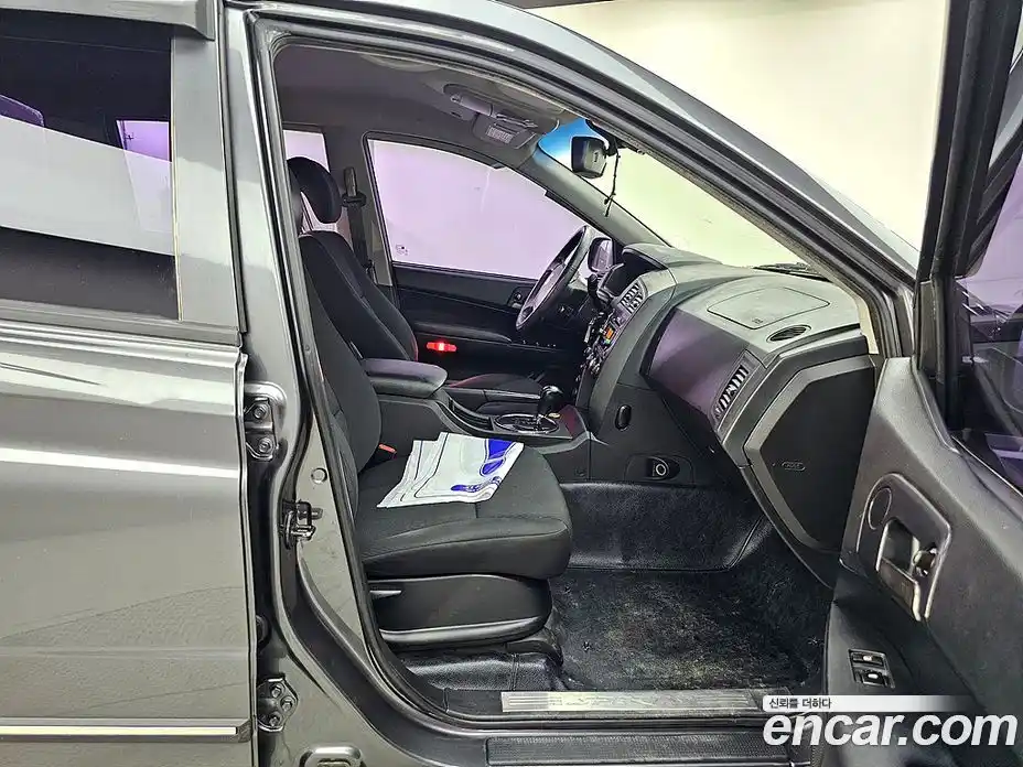SsangYong Korando 2012 2.0 автомат (гидро), фото 11