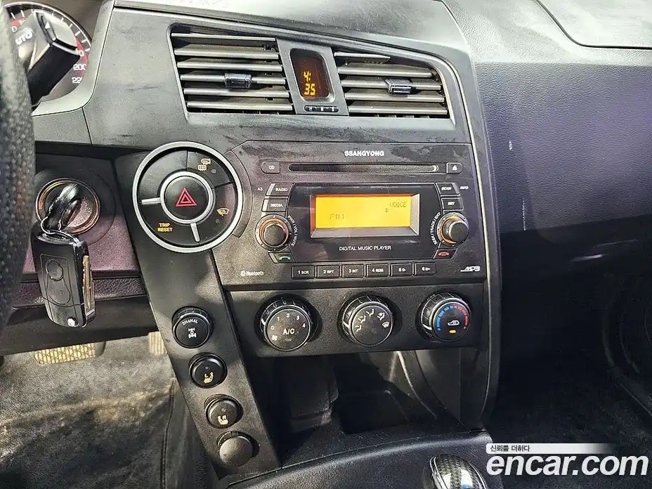 SsangYong Korando 2012 2.0 автомат (гидро), фото 15