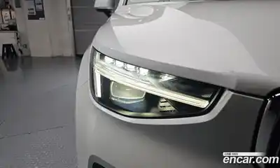 Volvo XC40 2025 2.0 автомат (гидро), миниатюра 8