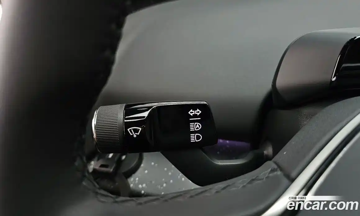 Volvo EX30 2025 0.2 автомат (гидро), фото 30