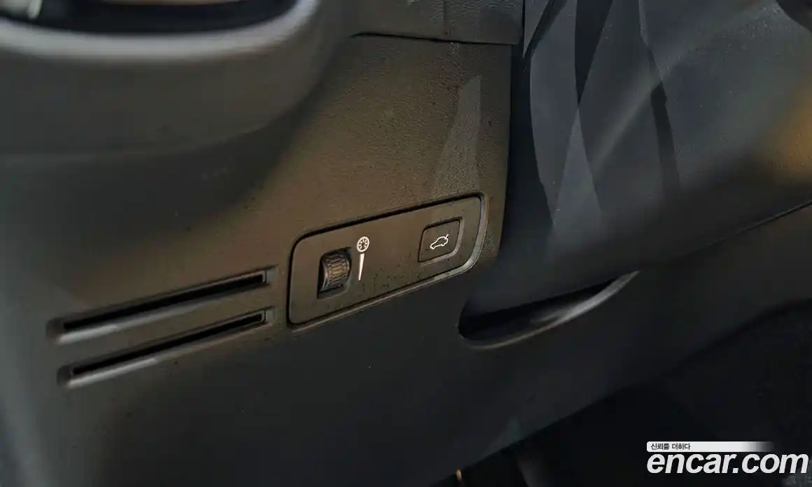 Volvo XC40 2020 2.0 автомат (гидро), фото 12