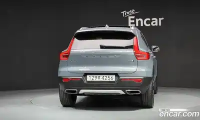 Volvo XC40 2020 2.0 автомат (гидро), миниатюра 4