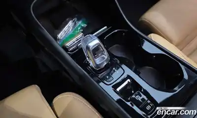 Volvo XC40 2020 2.0 автомат (гидро), миниатюра 9