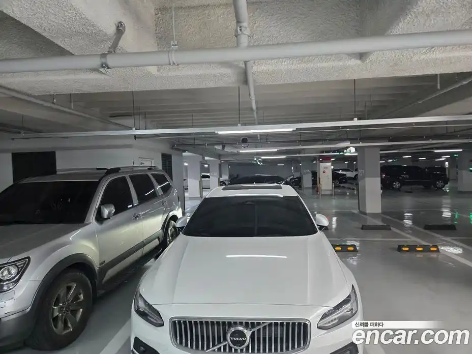 Volvo S90 2022 2.0 автомат (гидро), фото 6