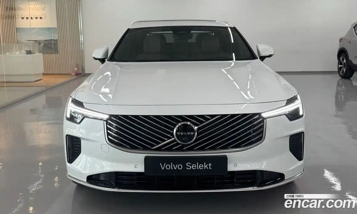 Volvo S90 2026 2.0 автомат (гидро), фото 3