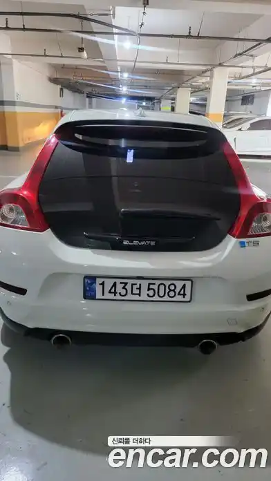 Volvo C30 2012 2.5 автомат (гидро), фото 4