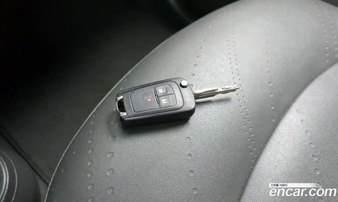 Chevrolet Spark 2015 1.0 автомат (гидро), фото 17