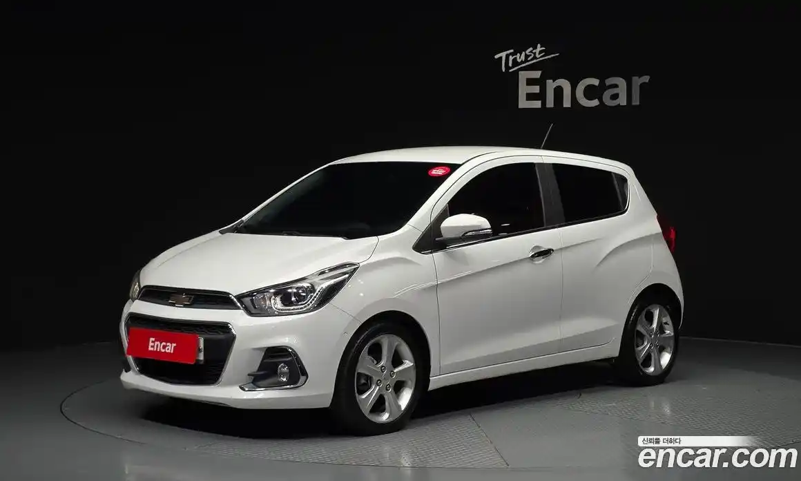 Chevrolet Spark 2016 1.0 автомат (гидро), фото 1