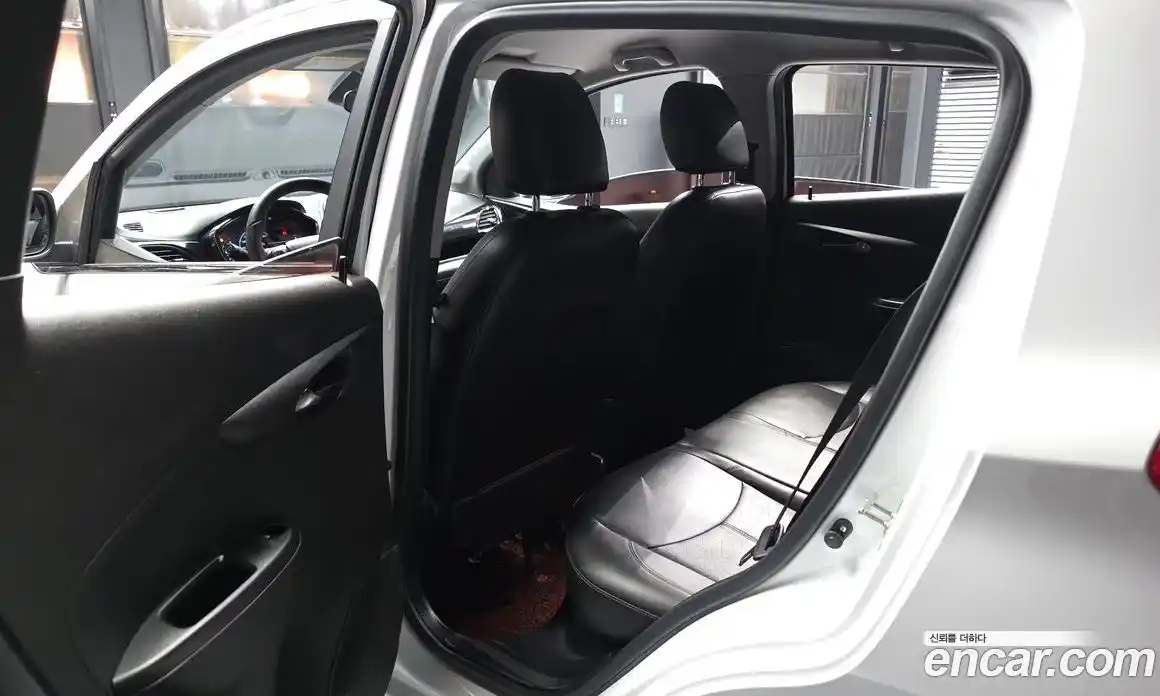 Chevrolet Spark 2016 1.0 автомат (гидро), фото 16