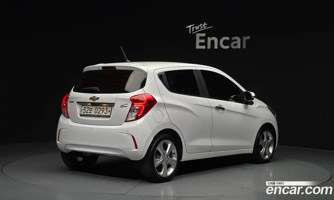 Chevrolet Spark 2016 1.0 автомат (гидро), фото 2