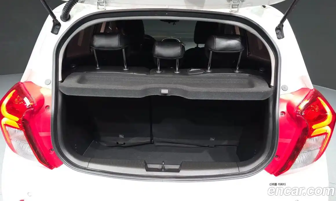 Chevrolet Spark 2016 1.0 автомат (гидро), фото 26