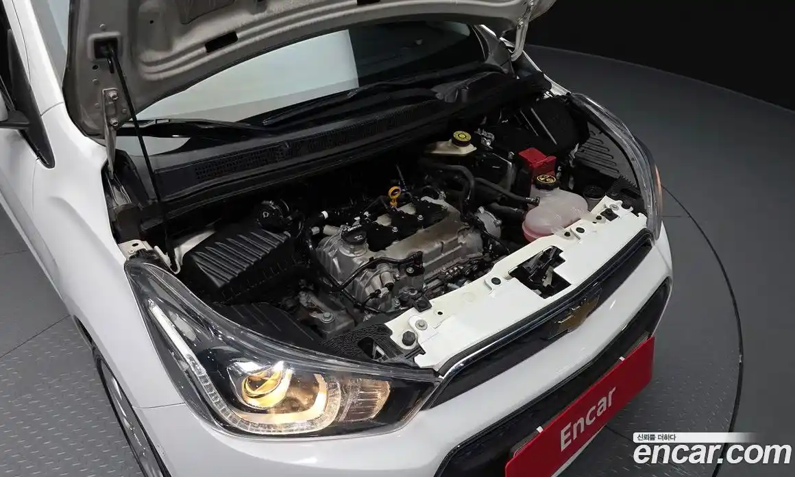 Chevrolet Spark 2016 1.0 автомат (гидро), фото 6