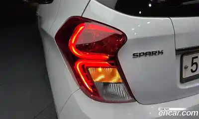 Chevrolet Spark 2016 1.0 автомат (гидро), миниатюра 9