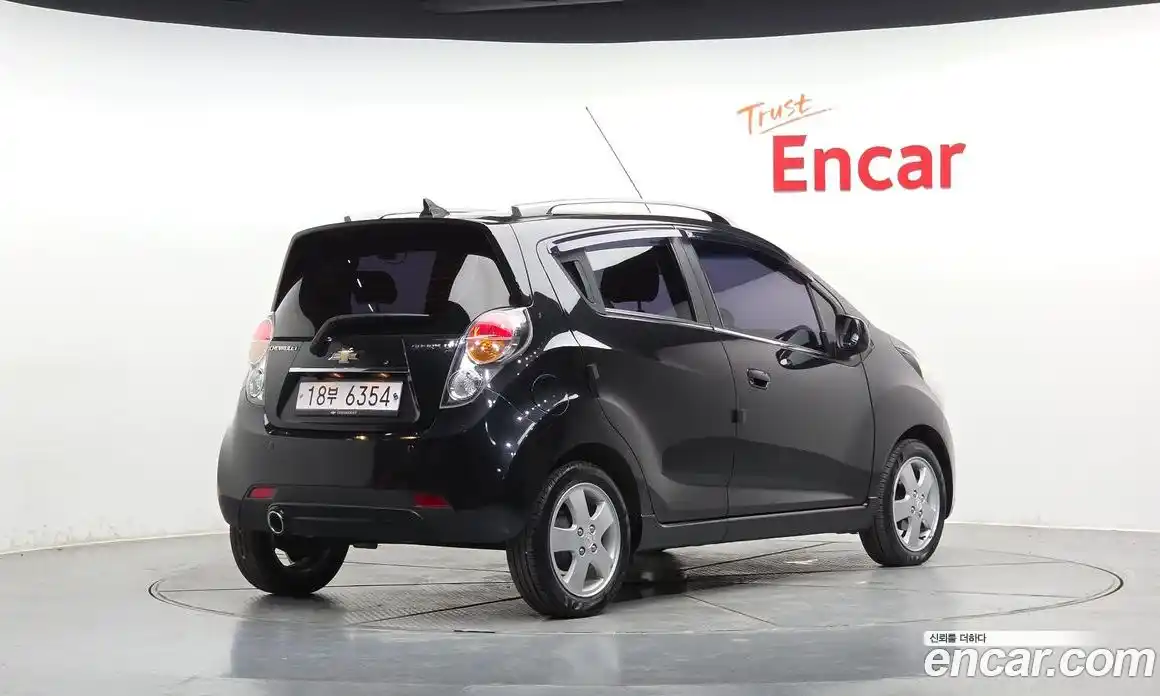Chevrolet Spark 2012 1.0 автомат (гидро), фото 2