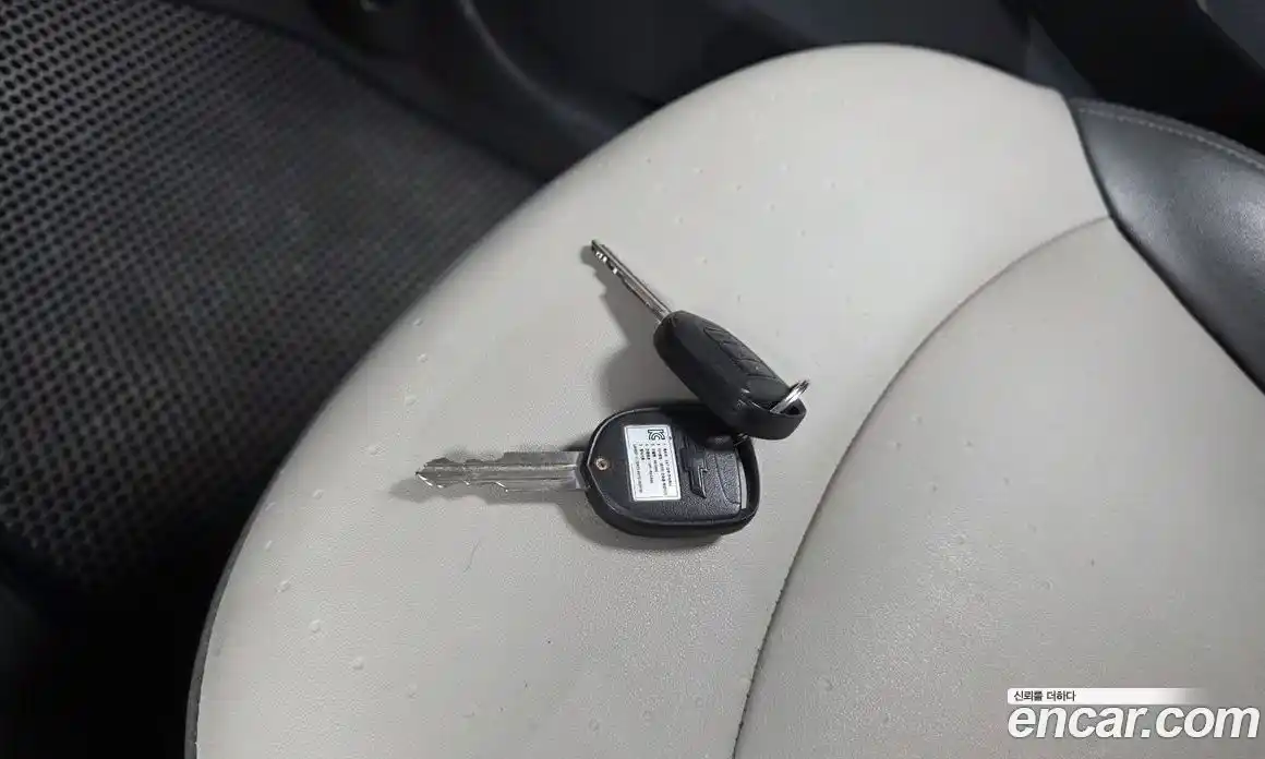 Chevrolet Spark 2012 1.0 автомат (гидро), фото 25
