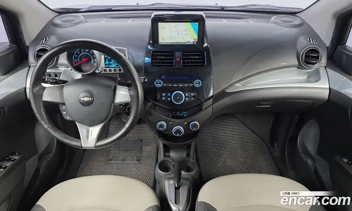 Chevrolet Spark 2012 1.0 автомат (гидро), фото 10