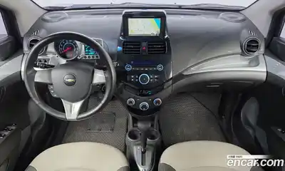 Chevrolet Spark 2012 1.0 автомат (гидро), миниатюра 10